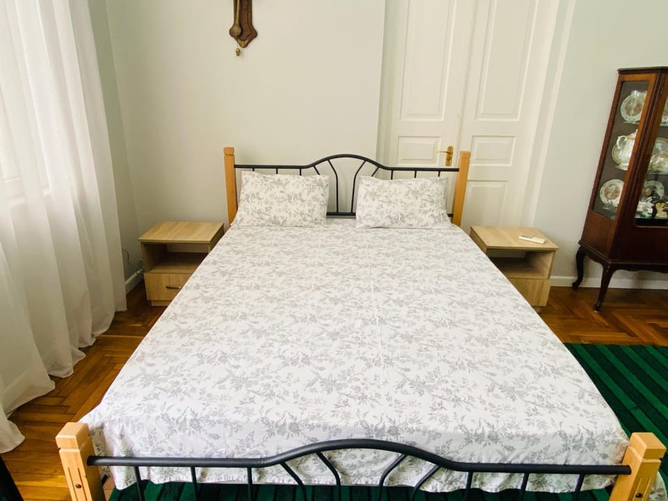 Summer Story Guesthouse - David Agmashenebeli 185 Bed and Breakfast in Adjara, Georgia