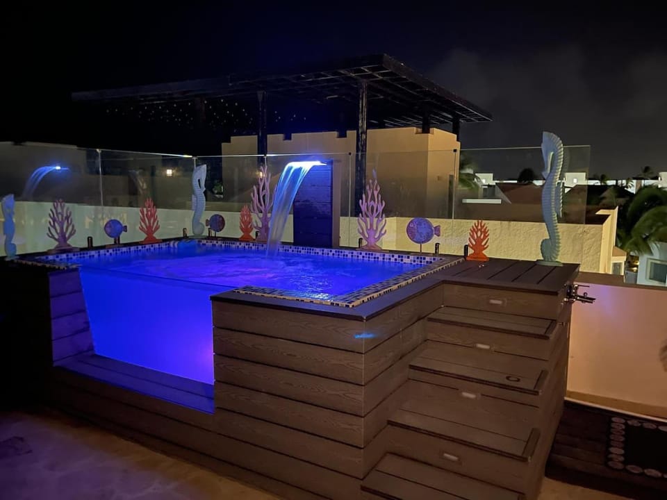 3 level PenthouseHOT TUBocean viewwalkable shop House in Punta Cana