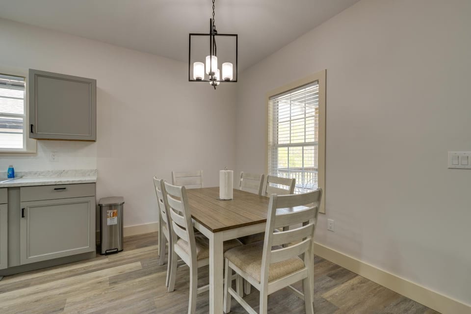 4 Mi to Nolichucky River Adventures! Mtn-View Home House in Banner Hill