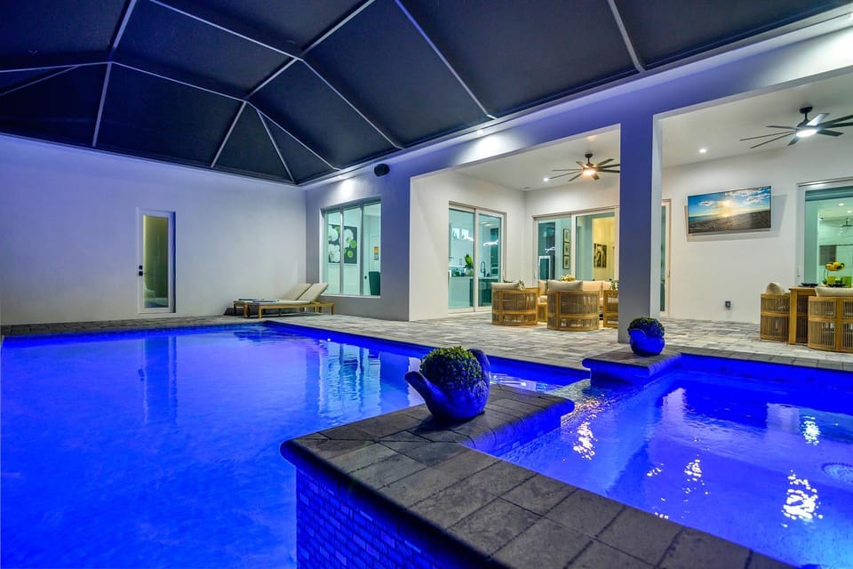 Pool view, Swimming pool