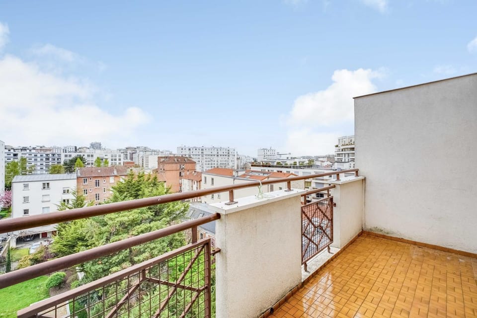 Property building, Balcony/Terrace