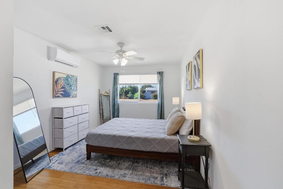 Tempe Resort, Pool with Diving Board, 4BR Villa in Tempe