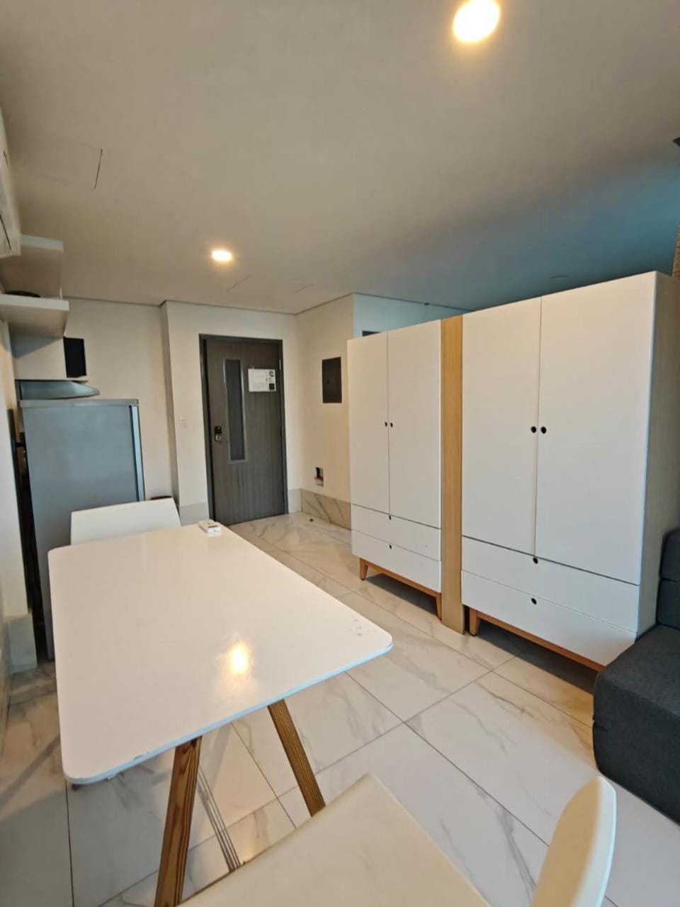 Kitchen or kitchenette, Living room, Seating area, Dining area, wardrobe