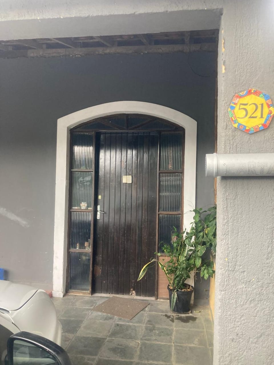 Facade/entrance