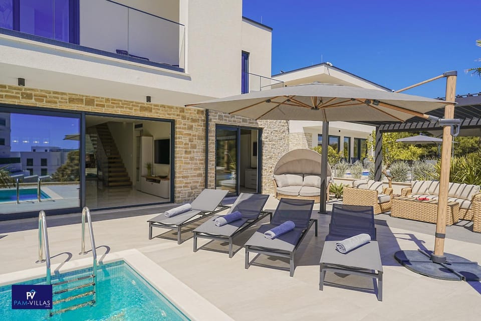 Primosten Hills - South Luxury Hill Villa Villa in Šibenik-Knin County, Croatia