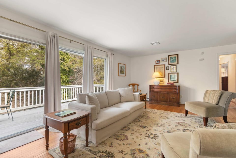 Central AC Game Room Dog-Friendly House in Harwich