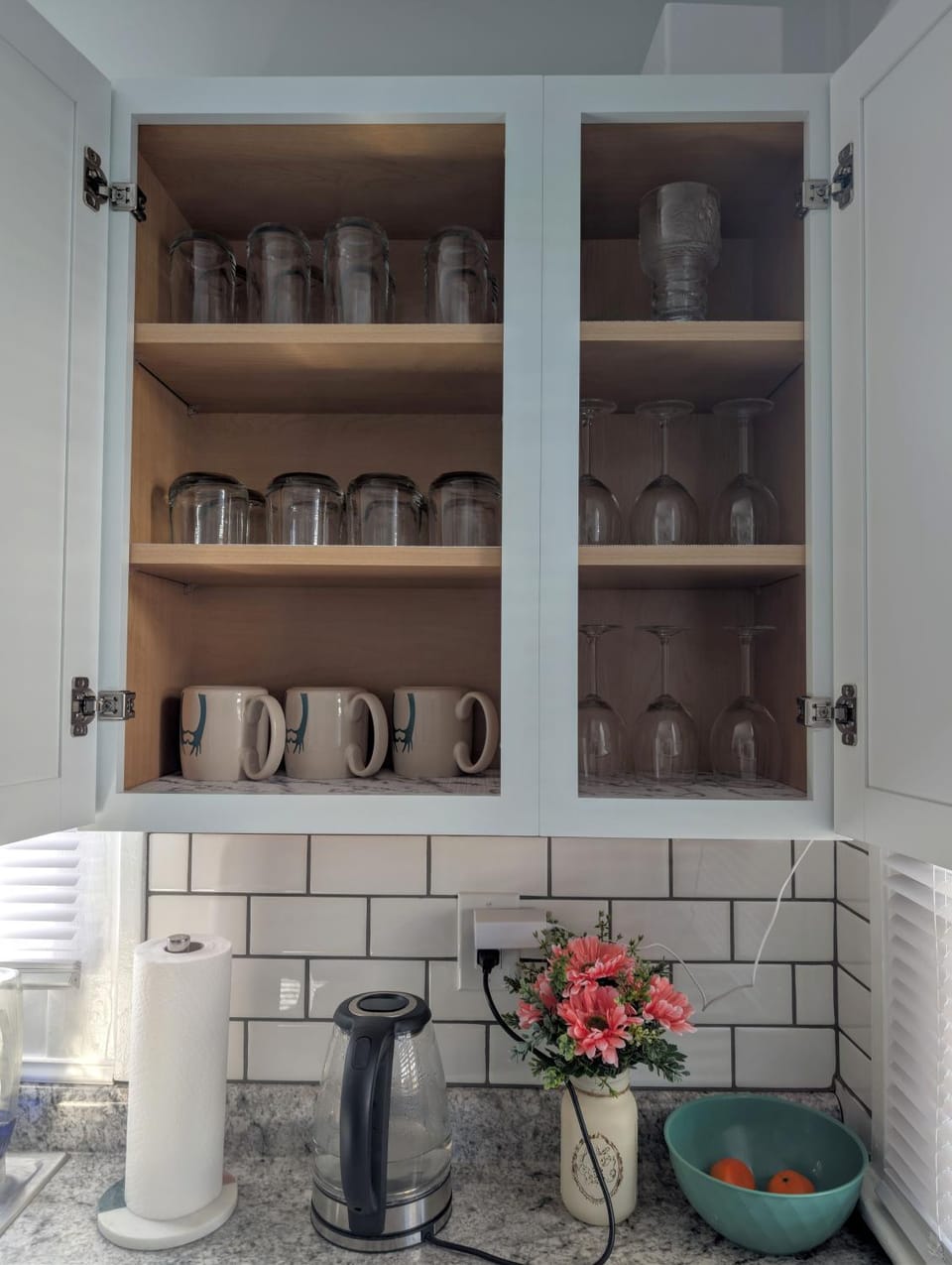 Coffee/tea facilities, Kitchen or kitchenette