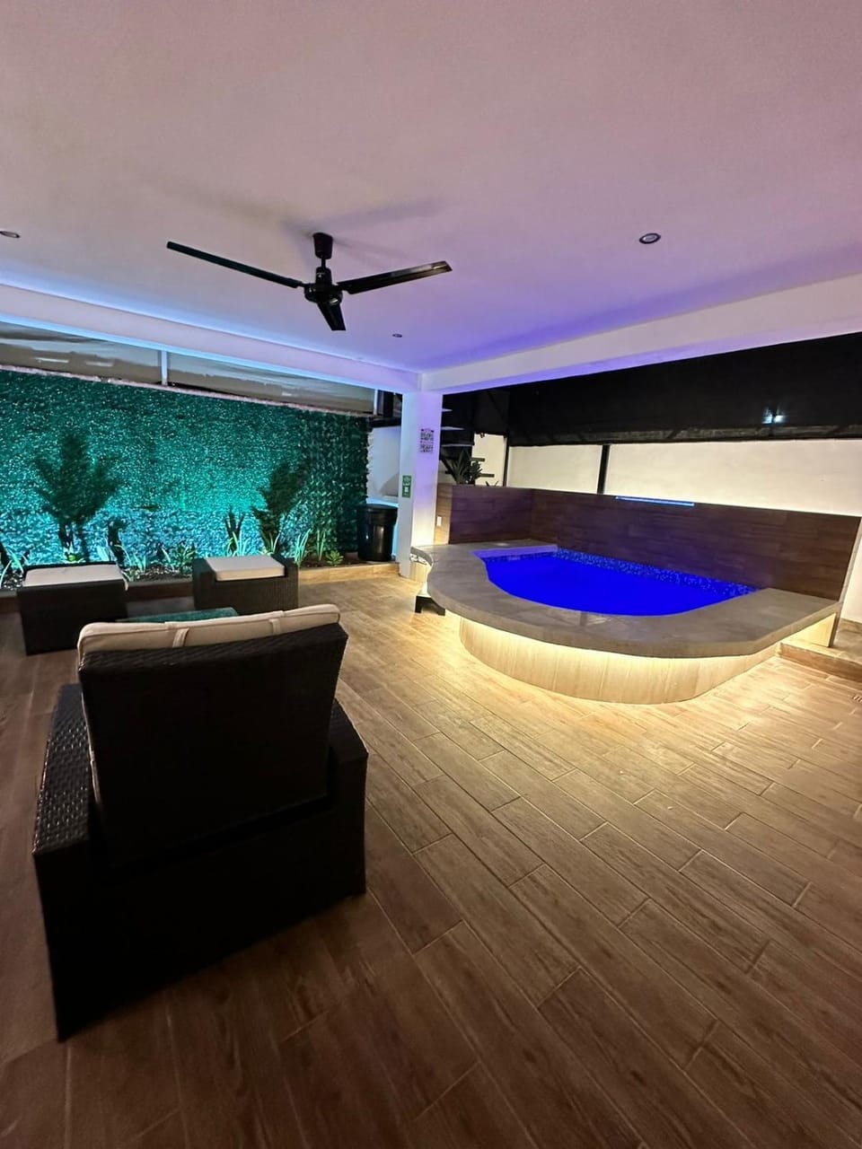 Swimming pool