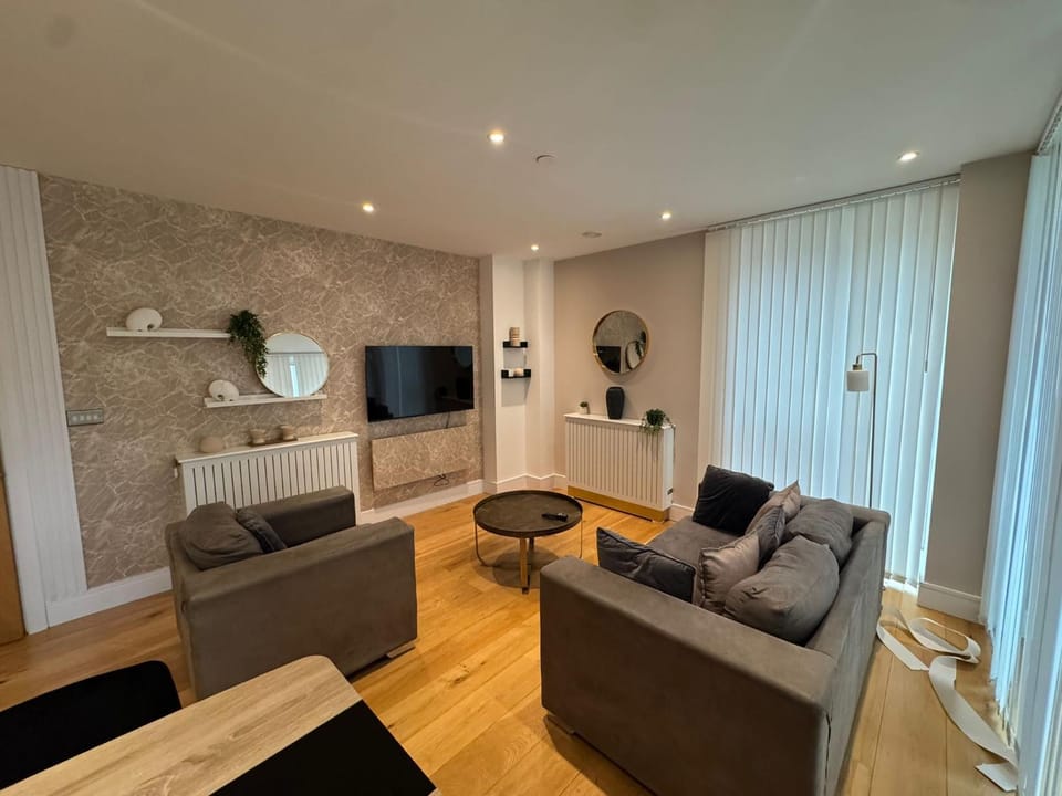 Luxe 2 bed in London City Apartment in London
