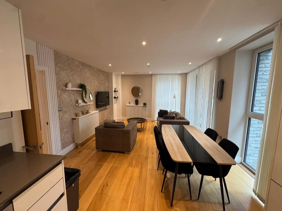 Luxe 2 bed in London City Apartment in London