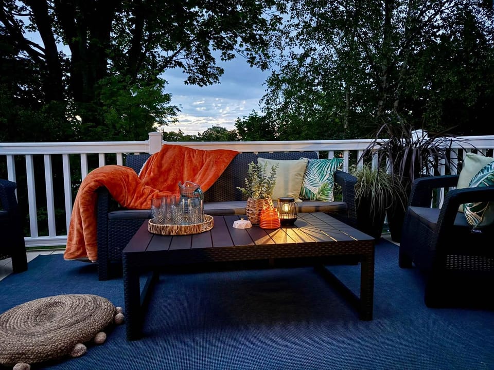 Luxury Beachside Stay Near Edinburgh with FREE Parking & Wi-Fi Campground/ 
RV Resort in Scotland