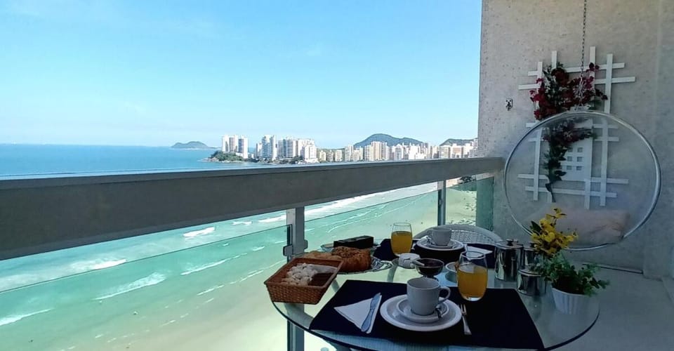 Landmark view, Sea view, Breakfast