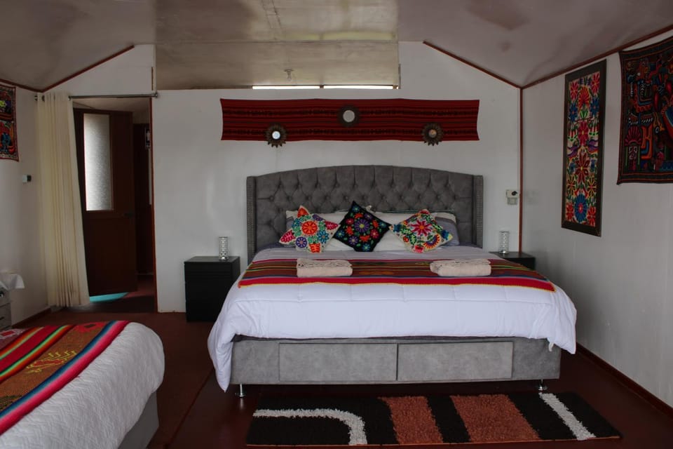 Bed, Photo of the whole room, Bedroom, Lake view