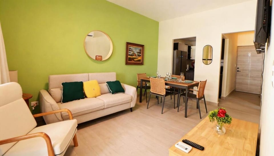 Living room, Dining area