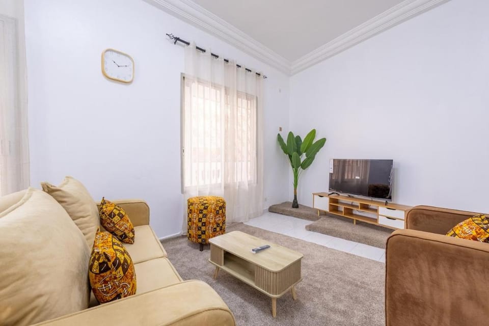 Peaceful oasis, low-rise house, Yoff Beach Apartment in Dakar