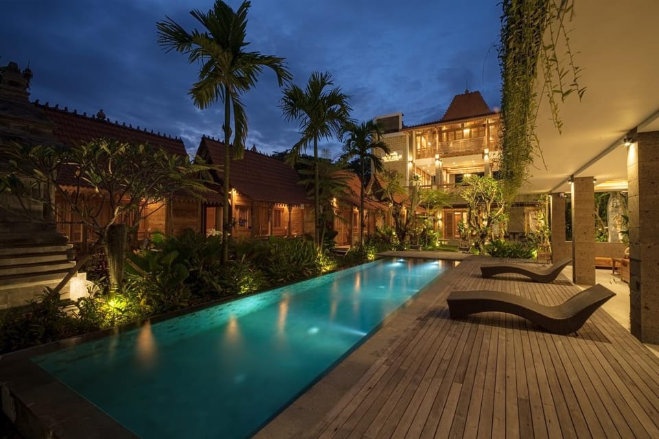 Garden, Swimming pool