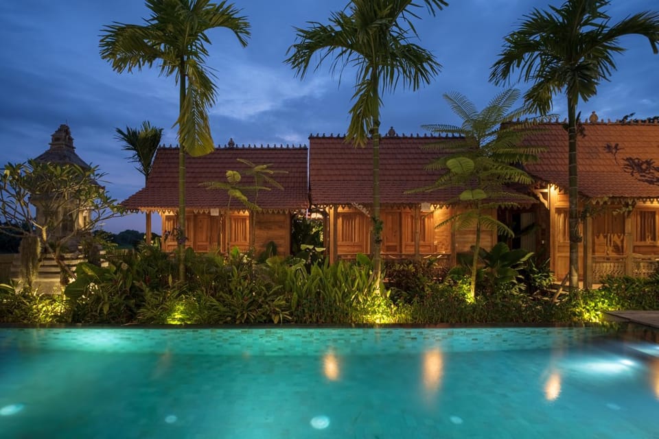 Property building, Pool view