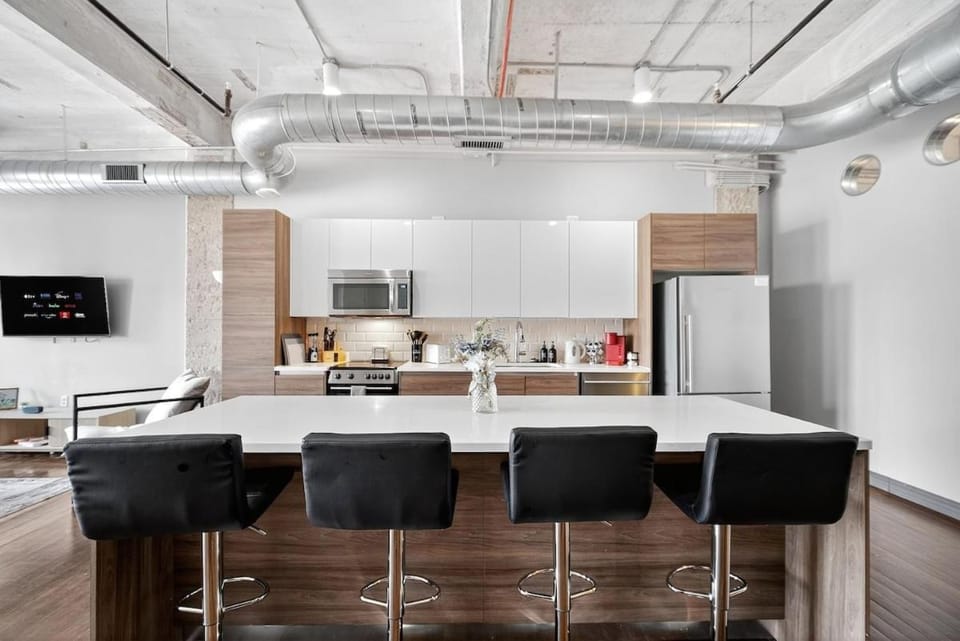 Spacious Dallas Stay | Pool + Cinema + Game Room Apartment in Dallas