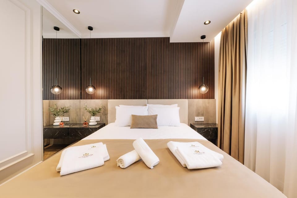 Bed, Photo of the whole room, Bedroom, towels, wardrobe