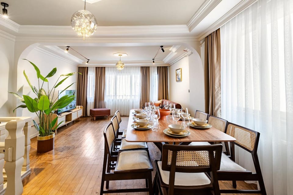 Iconic 5-Bedroom Historic Mansion House in Istanbul