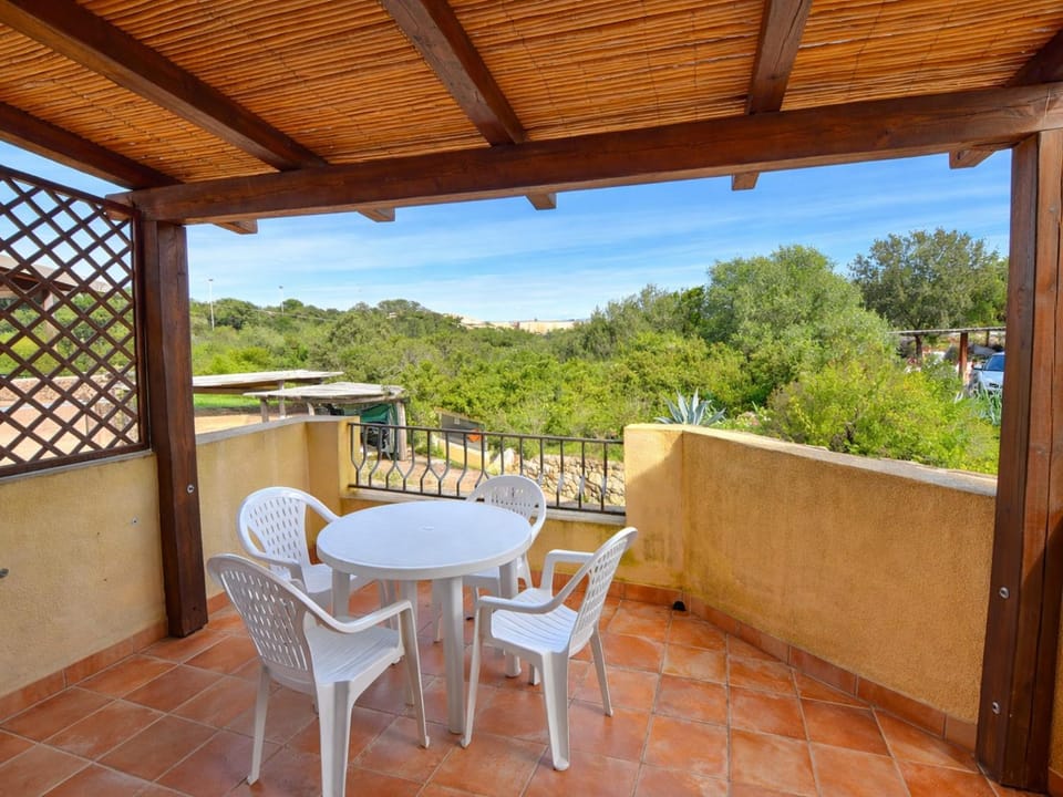 Property building, Balcony/Terrace