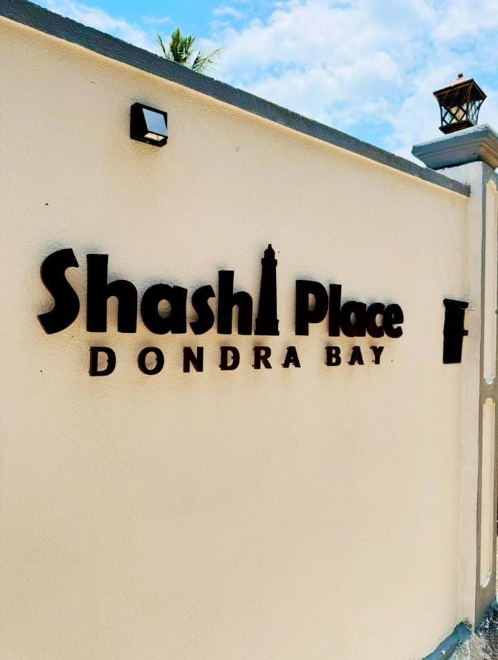 Shashi Place - Dondra Bay Bed and Breakfast in Southern Province