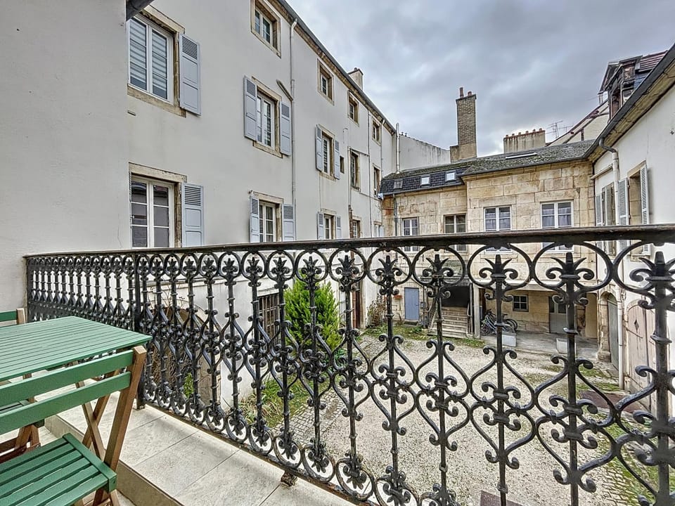 Patio, Balcony/Terrace