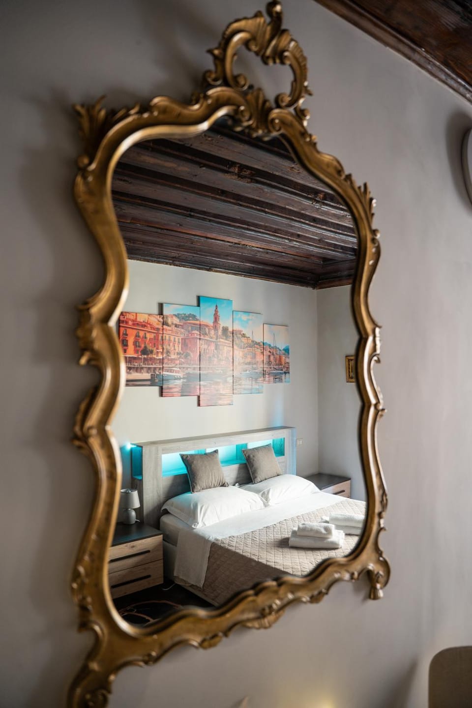 Dimora del Borgo Genovese Aquarium Apartment in Genoa
