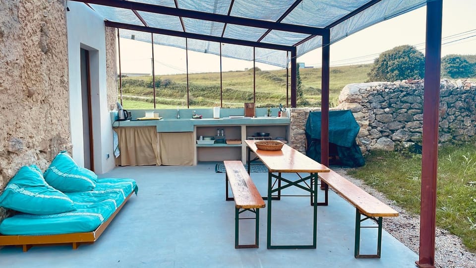 Patio, Day, Natural landscape, Balcony/Terrace, Kitchen or kitchenette, Dining area, Communal kitchen