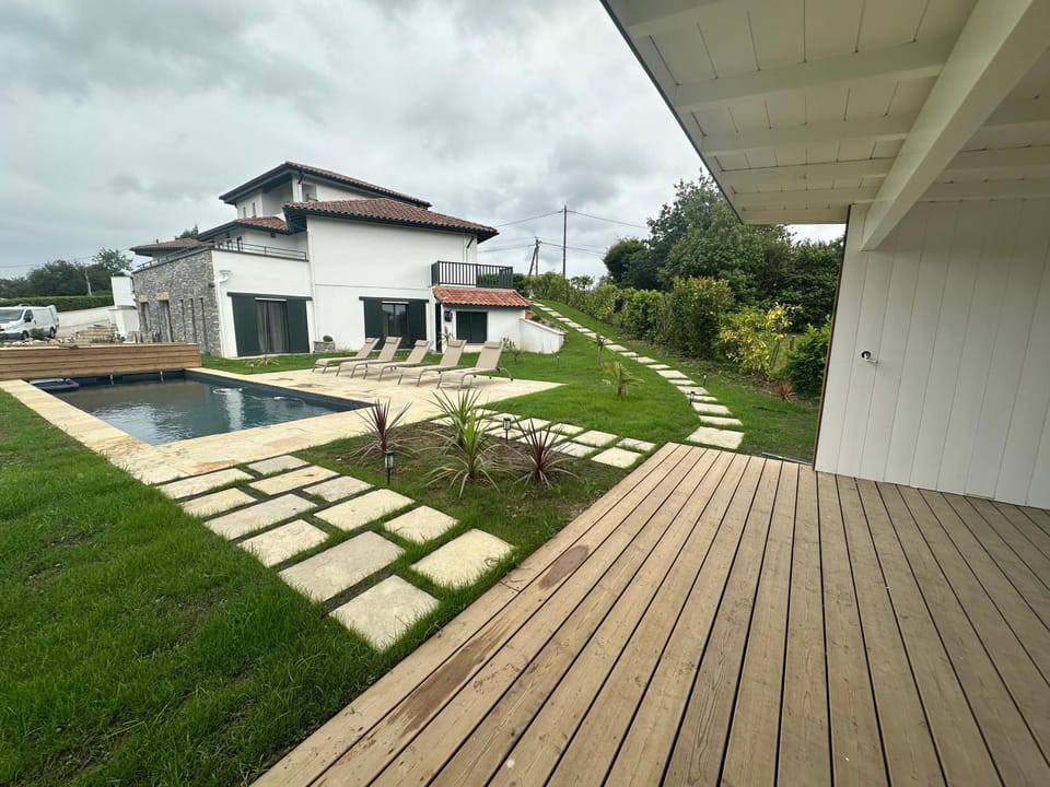 Villa ALDAKETA Villa in Urrugne