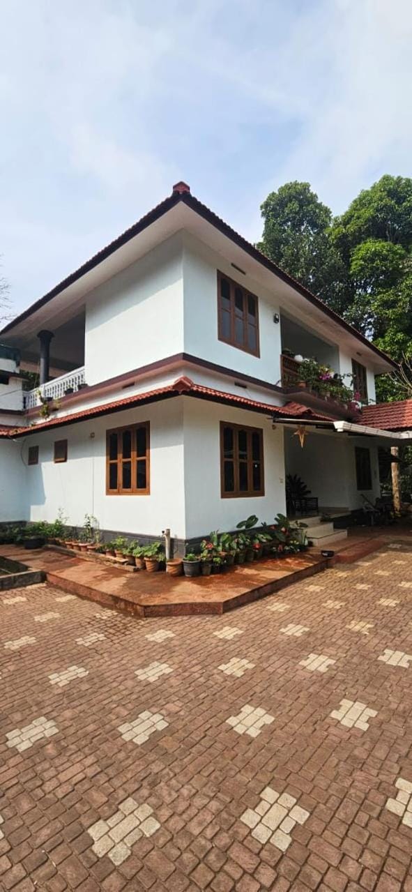 Serenity patio House in Kerala