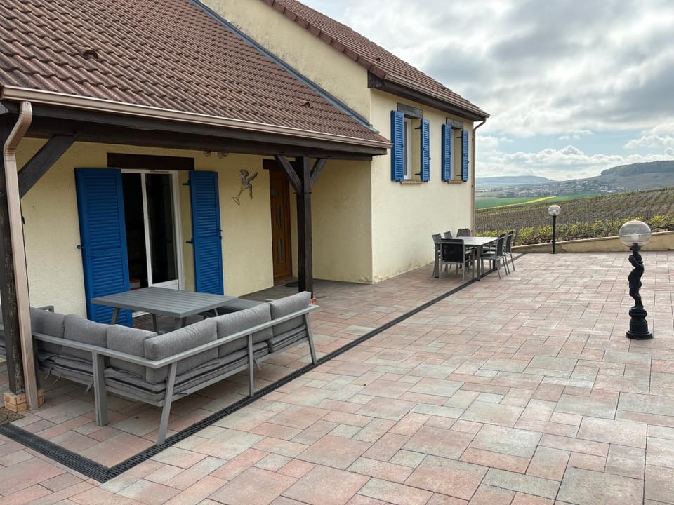 Property building, Day, Natural landscape, View (from property/room), Balcony/Terrace