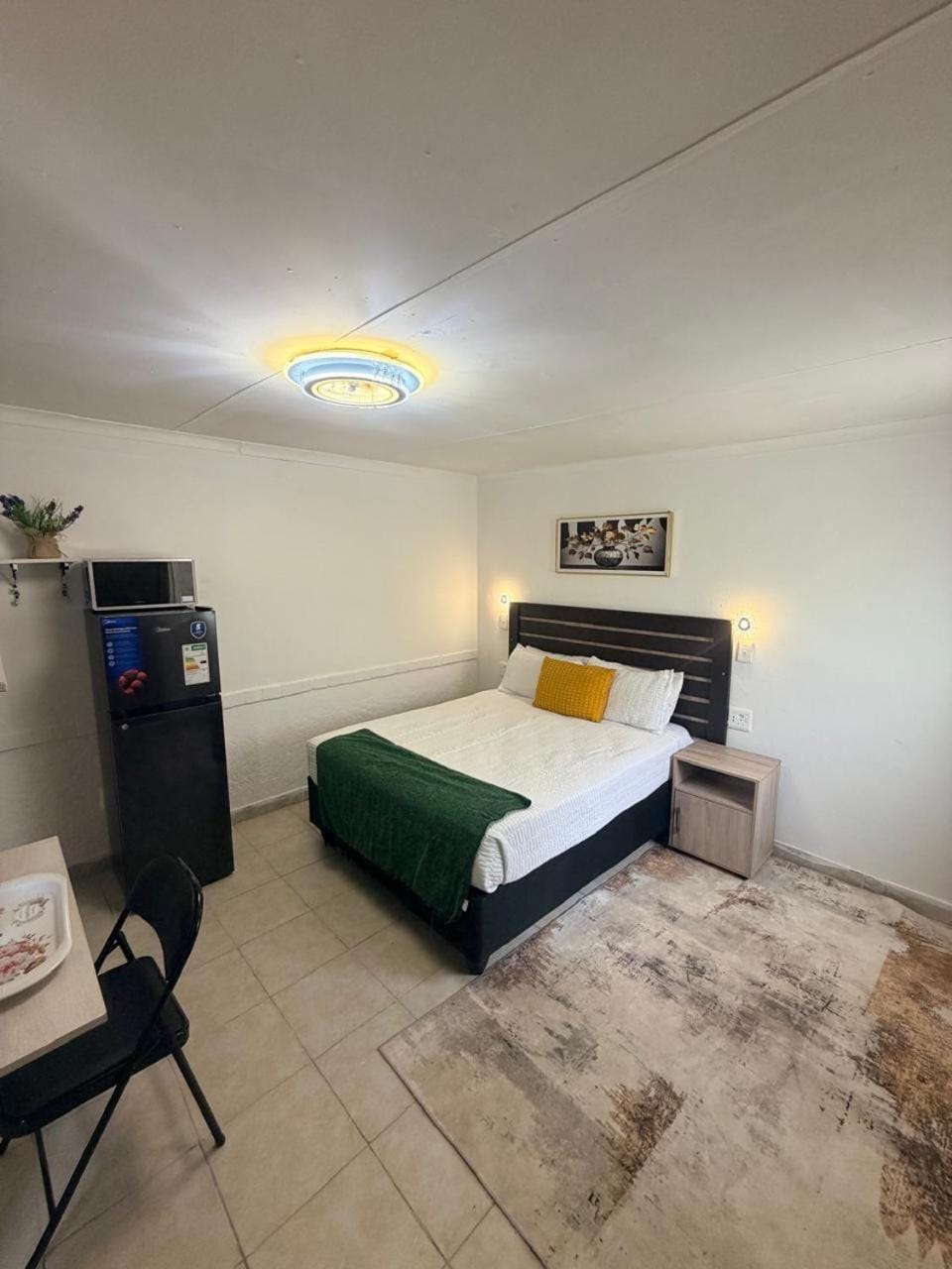Cherry Guest House 3 Bed and Breakfast in Cape Town