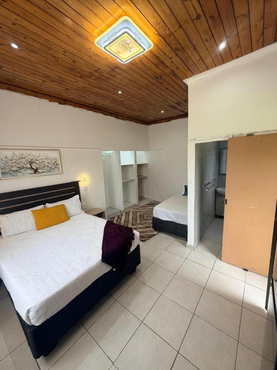Cherry Guest House 3 Bed and Breakfast in Cape Town