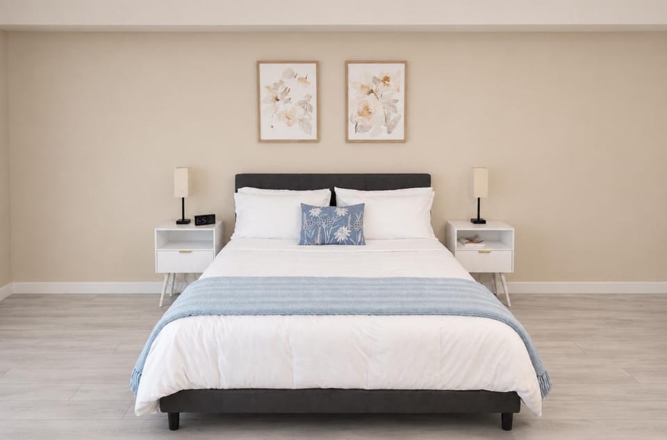 Hollywood Walk of Fame Studio FREE Parking & Gym Apartment in Hollywood