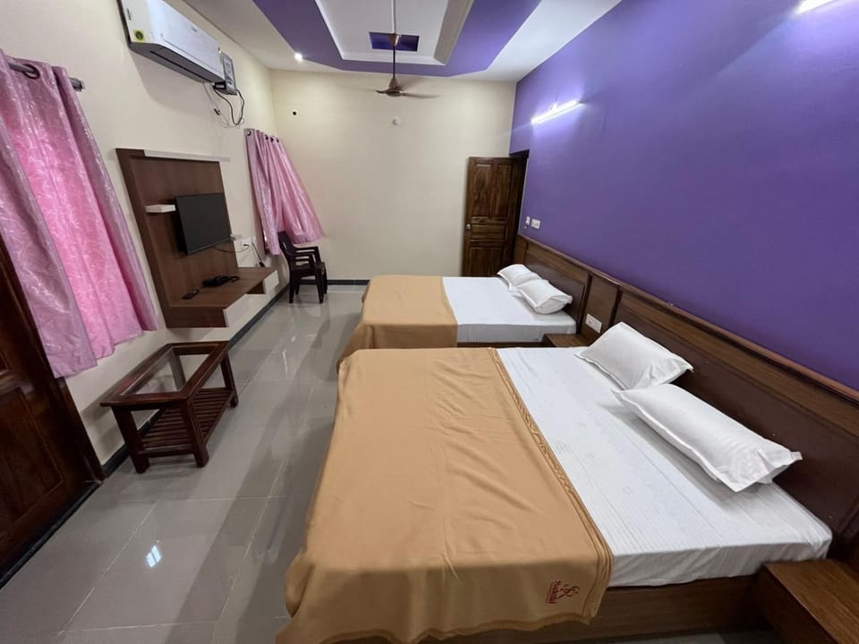 Gravity Groups Sakthi Residency Near Jipmer Hospital Inn in Puducherry