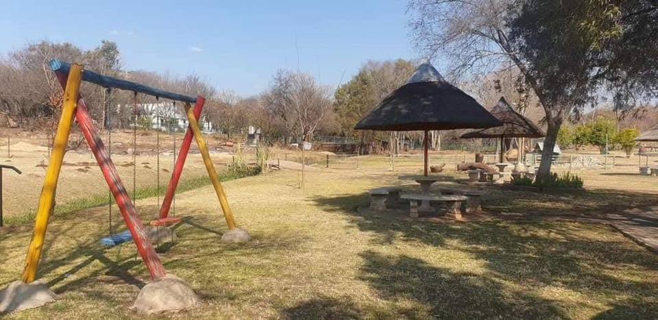 Nikita Portuguese Restaurant And Motel Self Catering Apartment in Gauteng