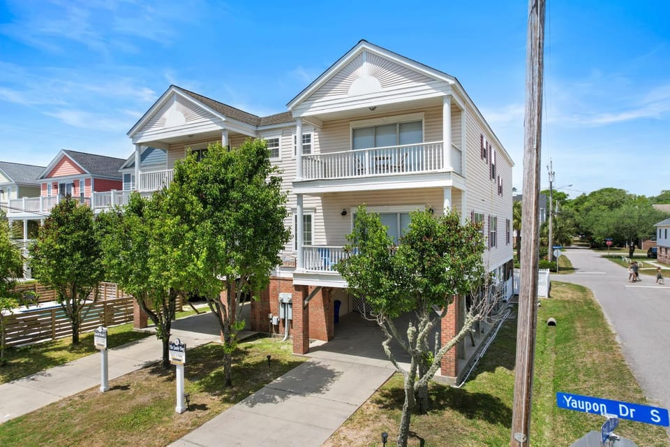 The Sandy Dog House in Surfside Beach