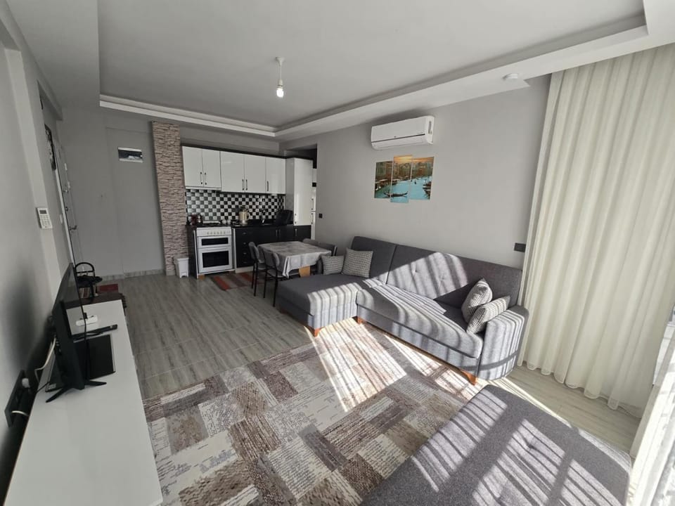 TV and multimedia, Living room, Seating area, kitchen
