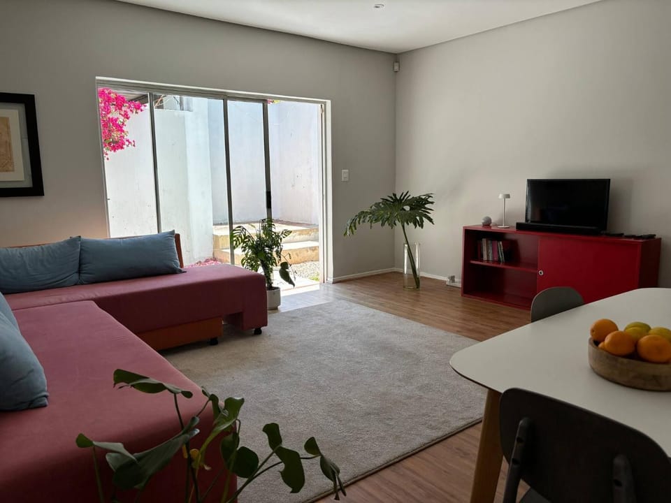 Communal lounge/ TV room, TV and multimedia, Living room