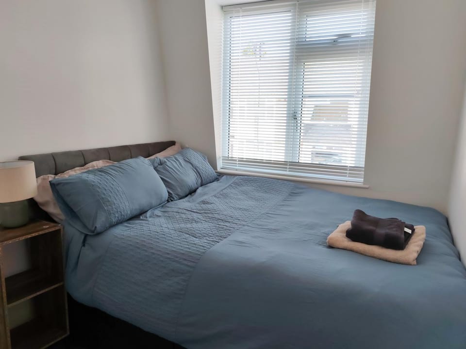 Spacious 3-Bed House in Coventry - Free Parking Apartment in Coventry