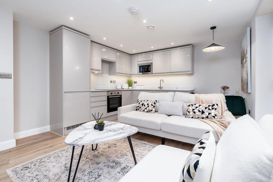 2 Beds Sleeps 4 - Central Leeds Apartment in Leeds