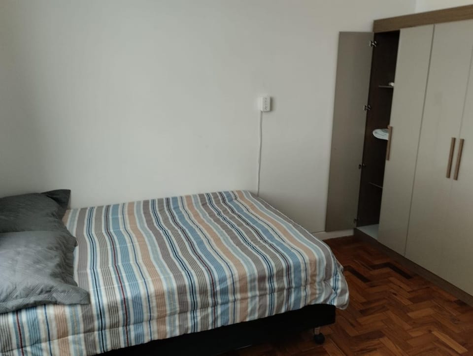 Quarto privativo Centro Lourdes de Belo Horizonte Vacation rental in Belo Horizonte