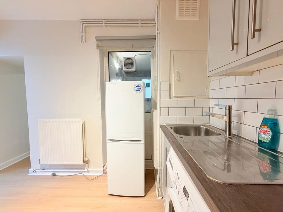 Flat next to brixton Apartment in London