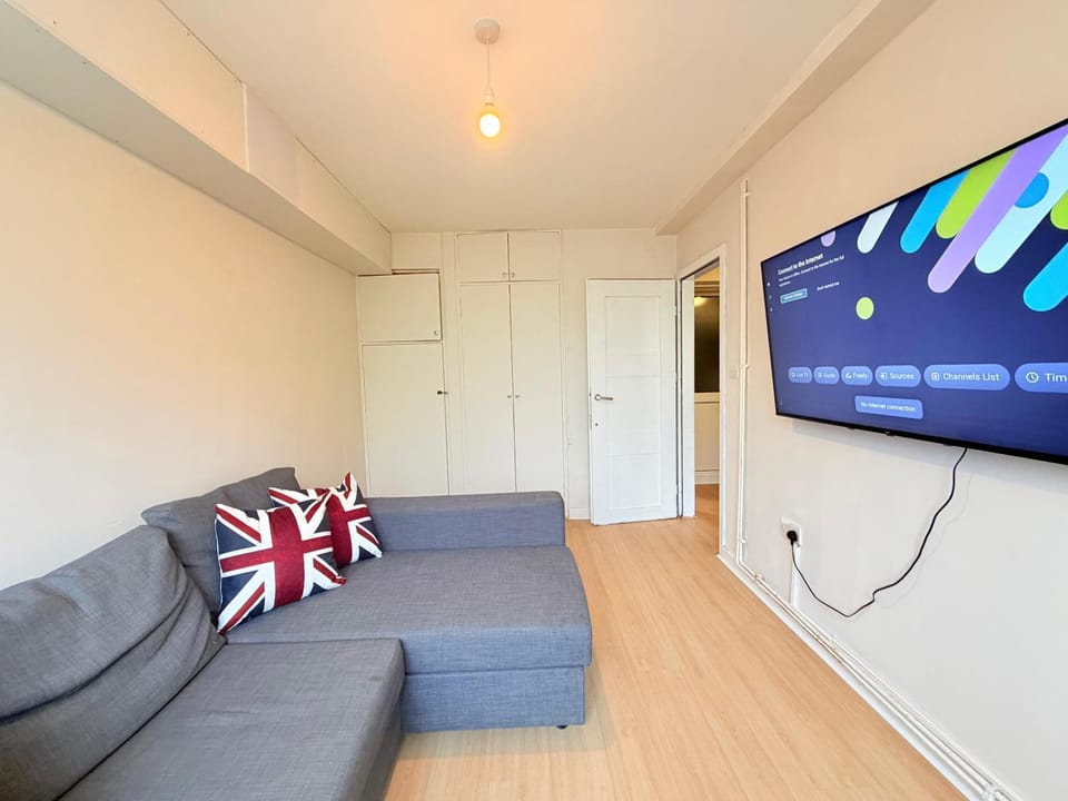 Flat next to brixton Apartment in London