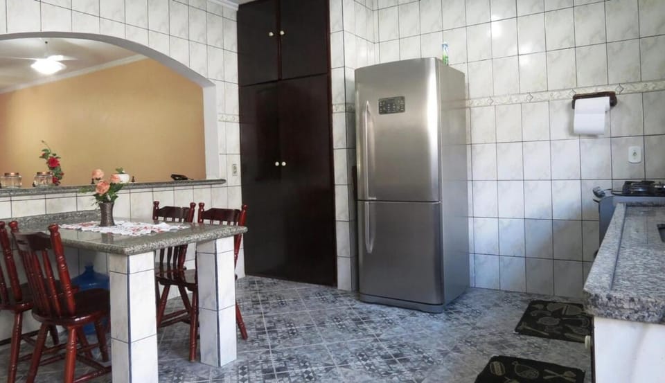 Casa Praia Boraceia - 1 suite and 1 bedroom House in Bertioga