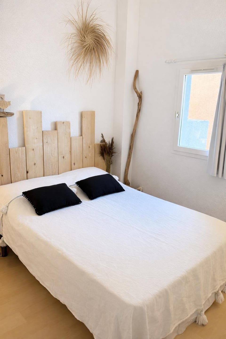 Un matin sur l'étang "LES LAGUNES DU SOLEIL" House in Gruissan