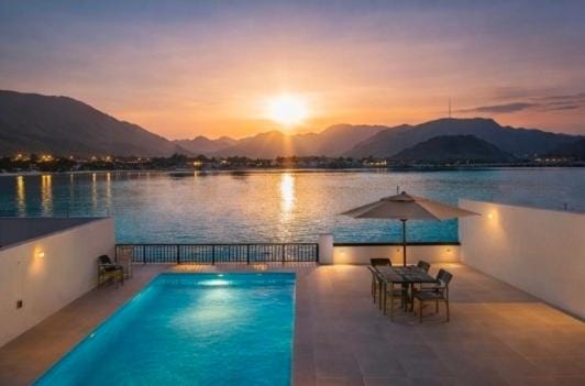 Nearby landmark, Day, Natural landscape, Lake view, Mountain view, Pool view, River view, Swimming pool, Sunrise, Sunset, sunbed