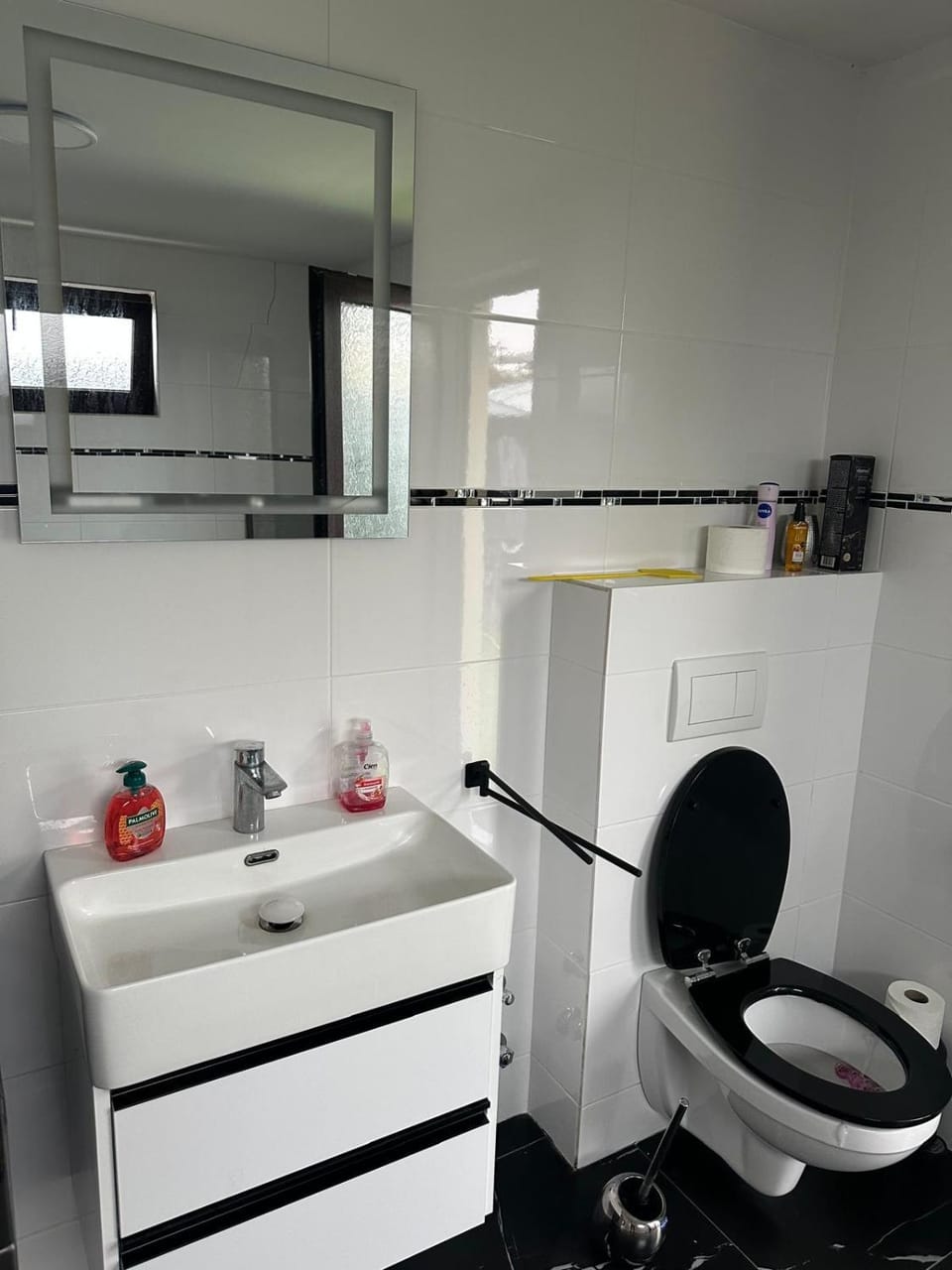 Toilet, Bathroom