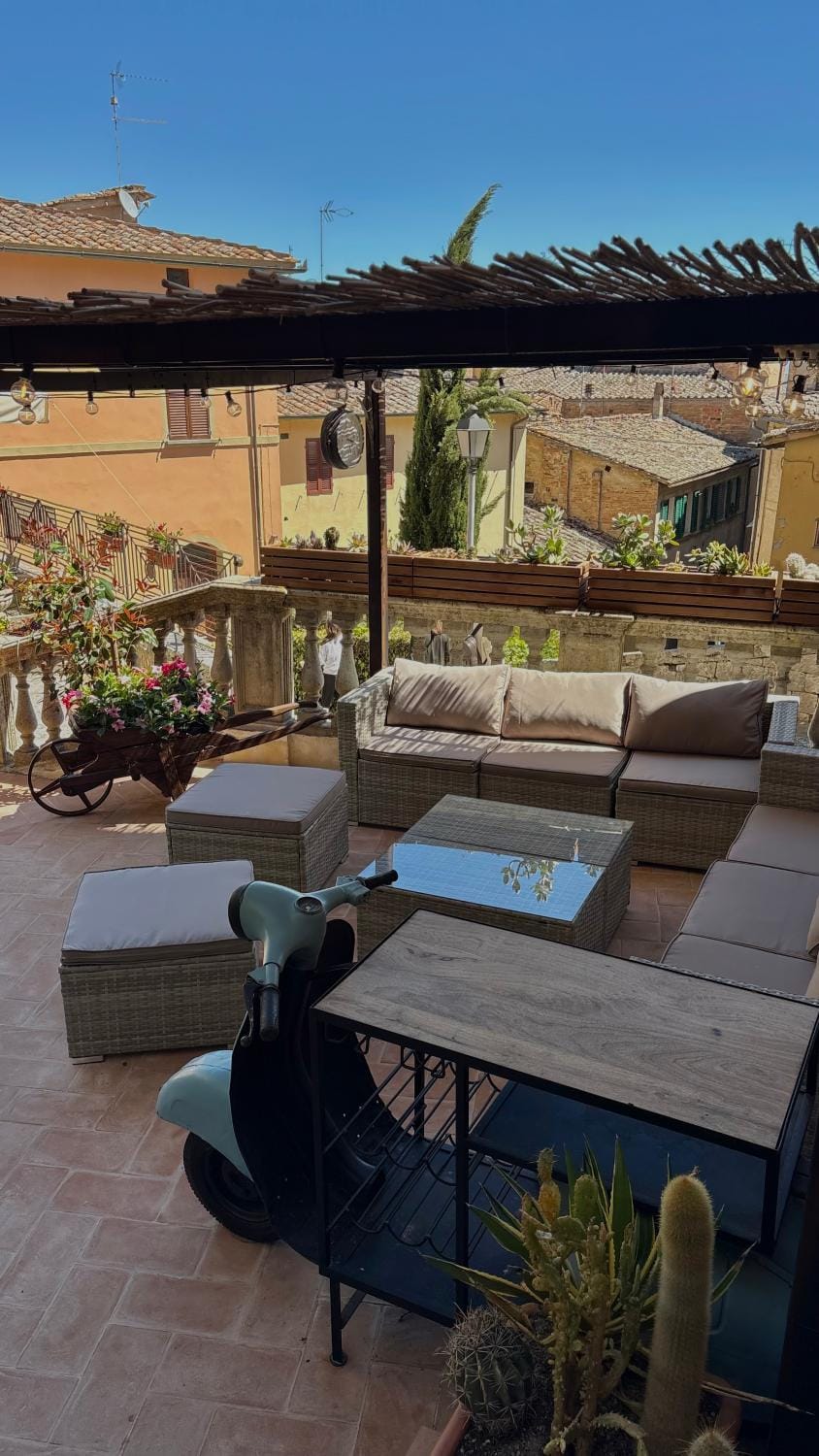View (from property/room), Balcony/Terrace